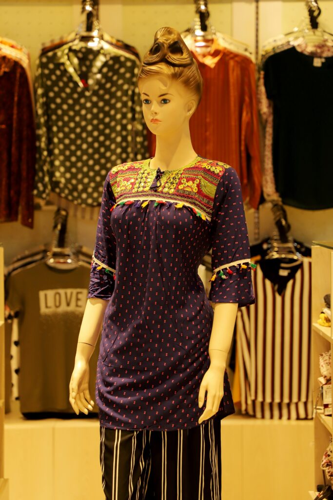 kurti 2